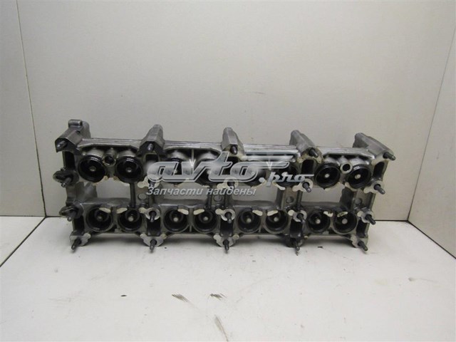 Постіль розподільного вала на Mercedes C  W202