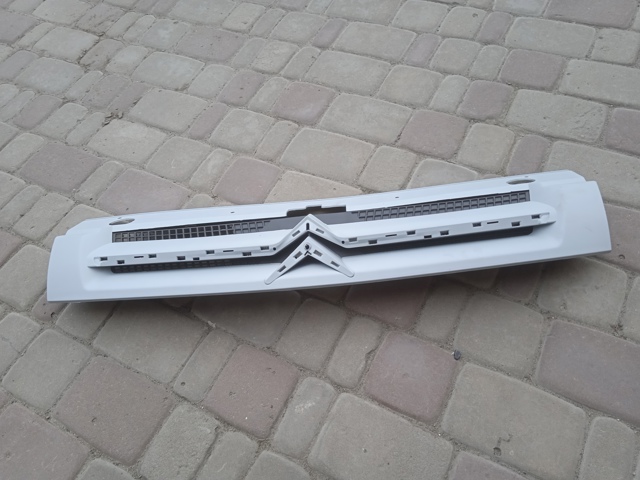Облицювання радіатора Polcar 235105R ціна, від 36.63 USD