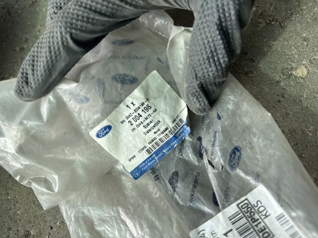 Жалюзі радіатора Ford GV4B8472AA