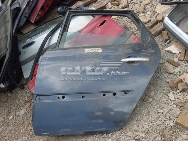  Двері задні, ліві Renault Scenic 2