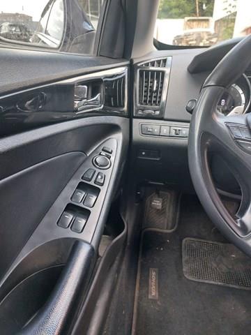 Кнопковий блок керування склопідіймачами передній лівий Hyundai Sonata (YF) (Хендай Соната)