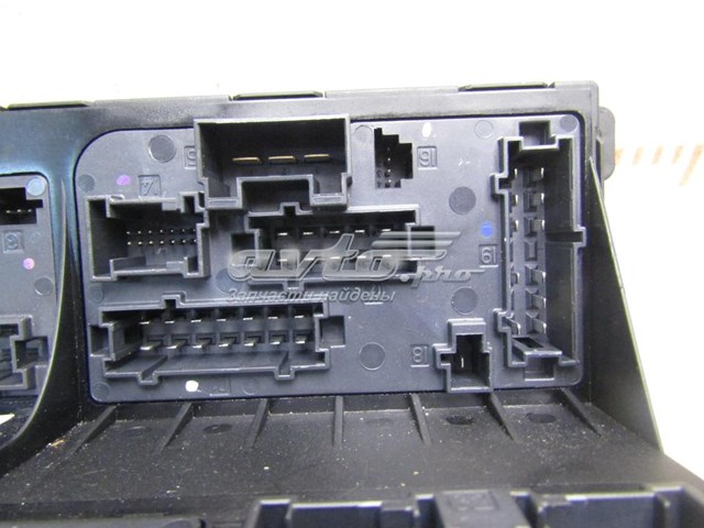  Mercedes A2115456101