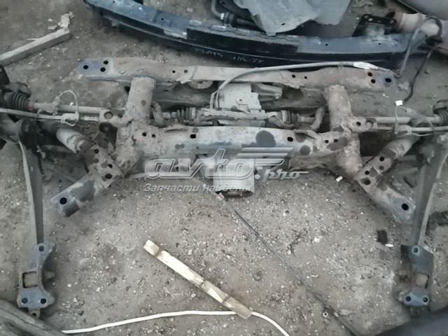  Балка задня Toyota RAV4 3