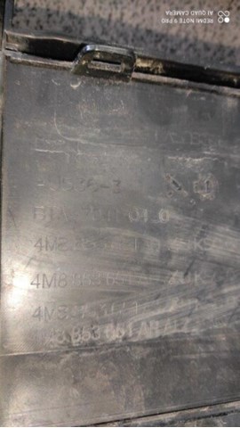 Решітка радіатора 4M8853651ARMX3 VAG