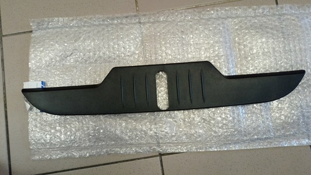  Ford LJ8Z58457A04BB ціна, від 126.66 USD