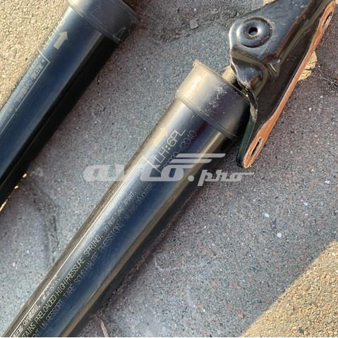 Амортизатор багажника 6892042040 Toyota