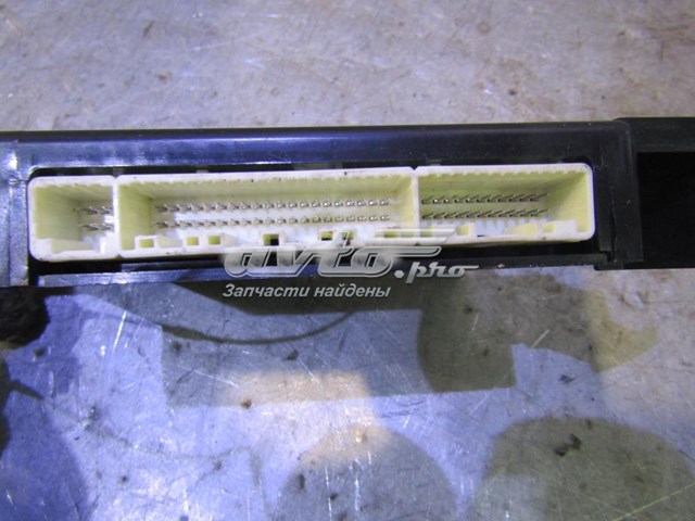 8865006310 Toyota 