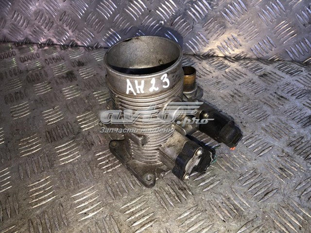 Дросільна заслінка в зборі на Land Rover Freelander I L314
