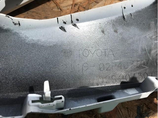 5211902P40 Toyota Бампер передній в зборі