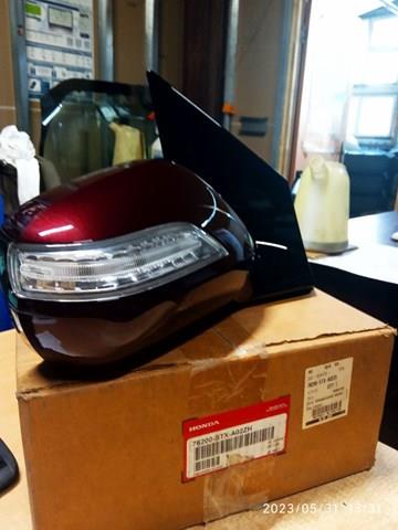  Дзеркало праве Acura MDX 2