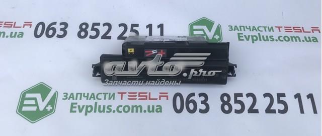 103440600C Tesla 