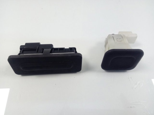 Кнопка коректора фар 95835T02 Peugeot/Citroen