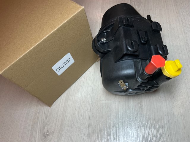 Купити LR085987 Land Rover Фільтр-відстійник палива грубої очистки
