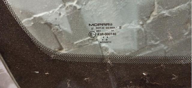 Автоскло Chrysler 68145576AB ціна, від 128.59 USD