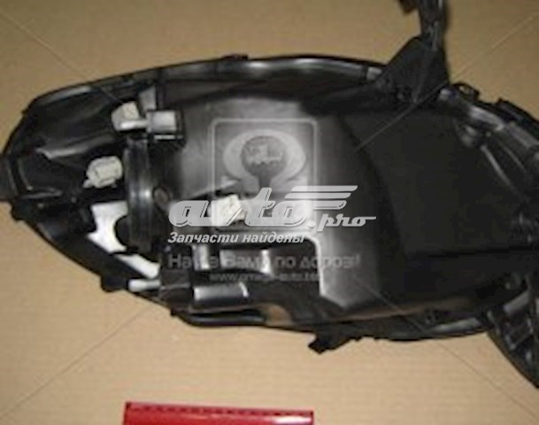 Фара правая TYC 20B925052B ціна, від 73.77 USD