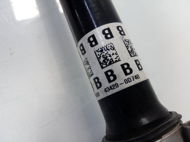 Купити 434200D740 Toyota Ліва піввісь