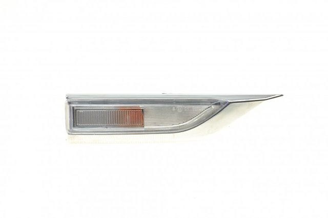Повторювач повороту на крилі, правий Solgy 304085 ціна, від 7.85 USD