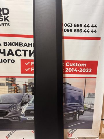 BK31V254A17AG5YZ9 Ford Накладка задніх дверей