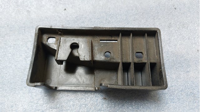 Купити 100310400B Tesla 