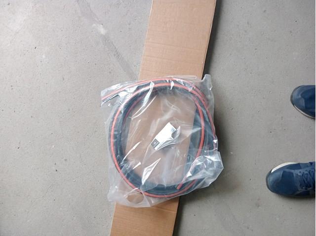 Купити A0997270300 Mercedes Ущільнювач двері передньої (на кузові)