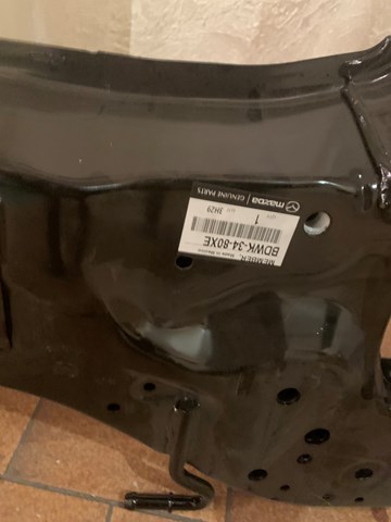 Підрамник передньої підвіски Mazda BDWK3480XE ціна, від 741.17 USD