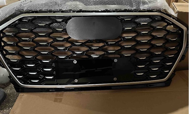 Облицювання радіатора VAG 80F853651RN4 ціна, від 288.87 USD