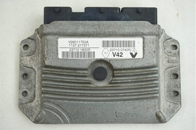 Електронний блок керування двигуном 237100740R Renault (RVI)