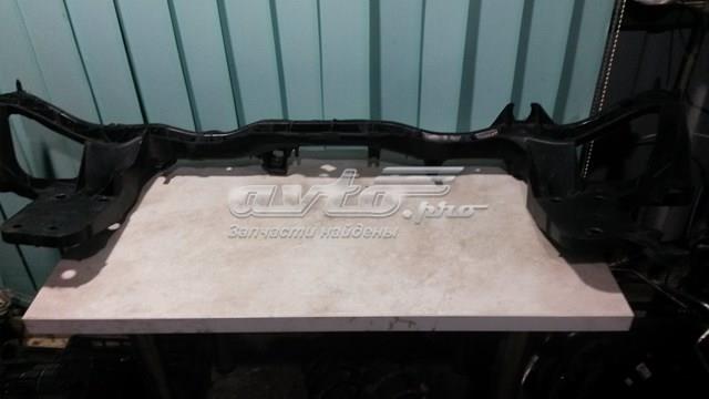 Кронштейн кріплення радіатора Renault (RVI) 8201130847