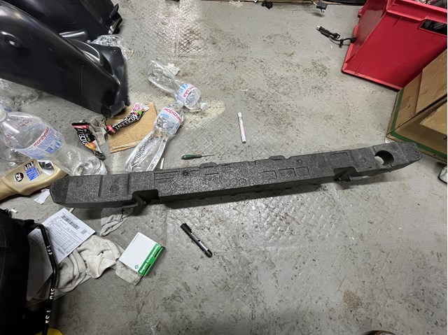 9816768080 Peugeot/Citroen Наповнювач бампера переднього