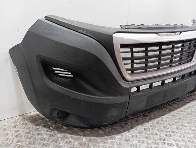 Бампер передній, центральна частина Peugeot/Citroen 1637293680 ціна, від 92.44 USD