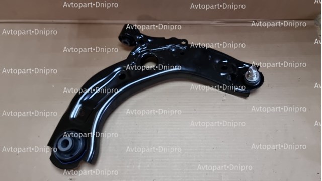 DGH934300A Mazda Важіль передньої підвіски нижній, правий