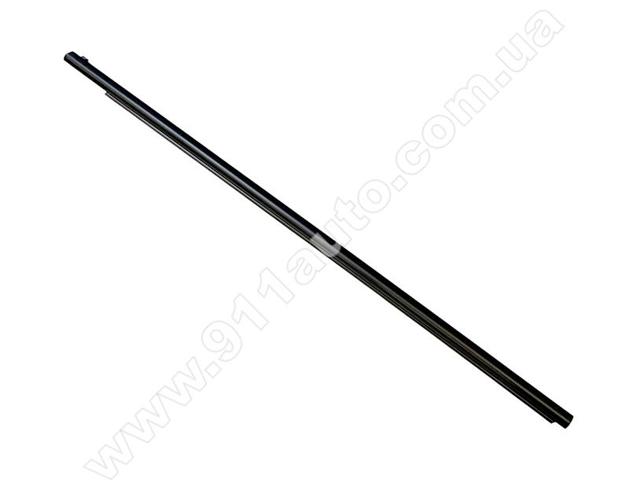 Скло та ущільнення вітрового скла (деталі) Mazda BP4K50650F ціна, від 19.80 USD
