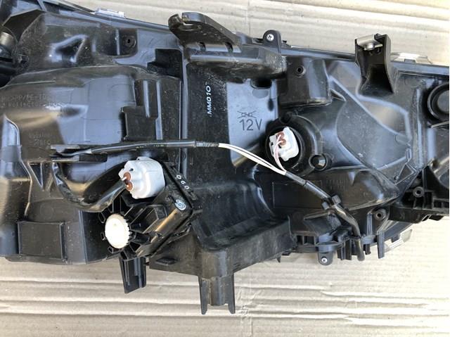 Фари Toyota 8118542A32 ціна, від 694.44 USD