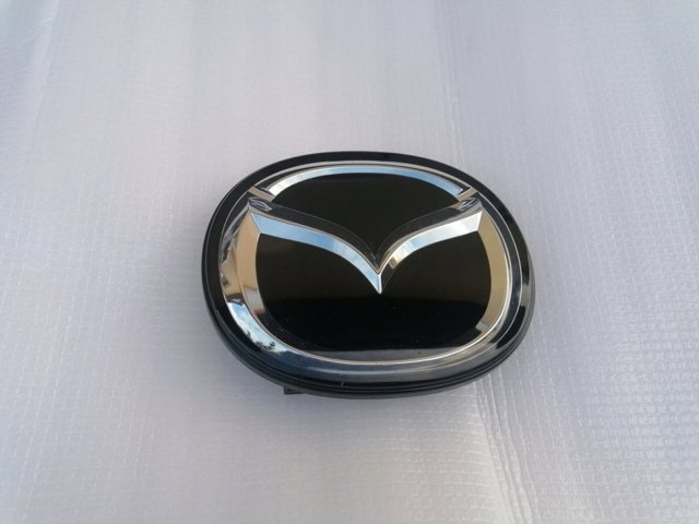 Купити GSH751730 Mazda Емблема решітки радіатора