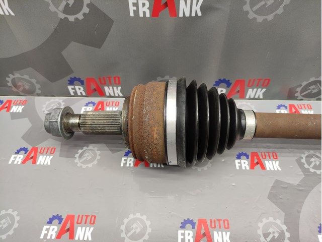 391017007R Renault (RVI) Привід лівий