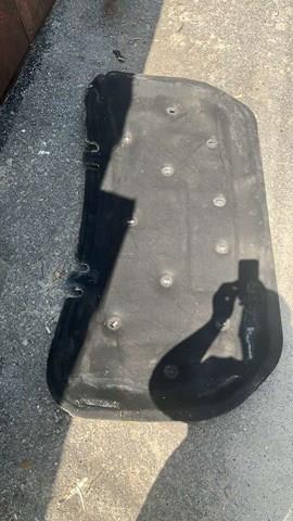 LR043837 Land Rover Утеплювач капота