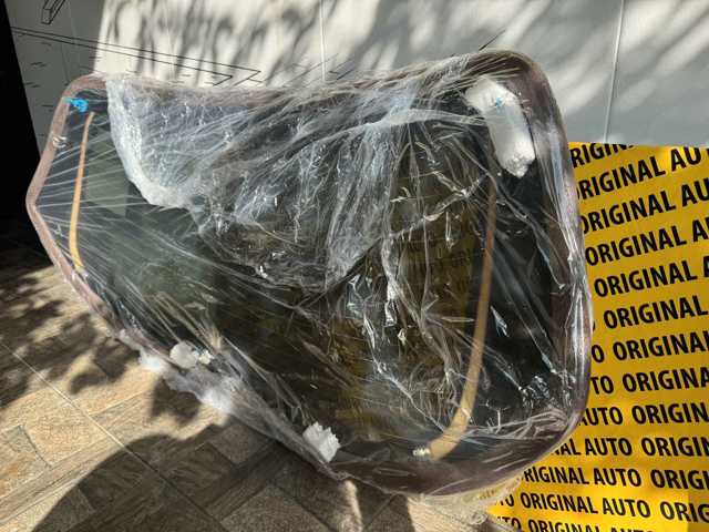 Купити KB7W63930A9D Mazda Скло третіх/п'ятих дверей