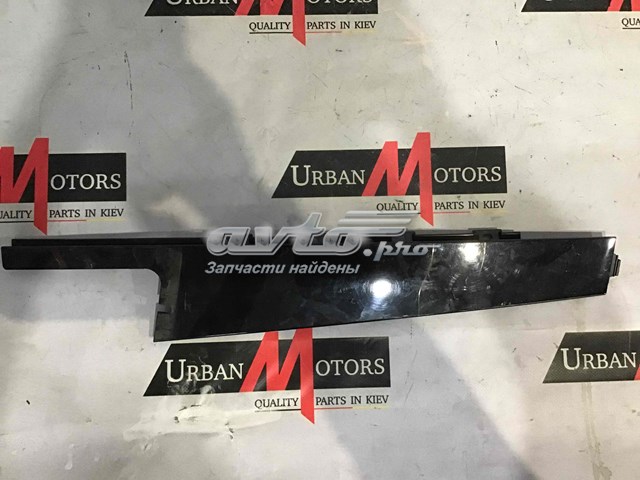 Купити LR118290 Land Rover 