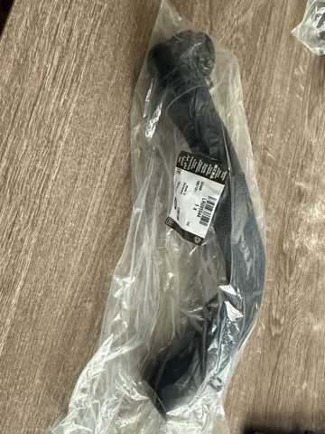 LR118802 Land Rover Патрубок системи охолодження