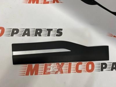 Купити 828715RB0B Nissan/Infiniti 