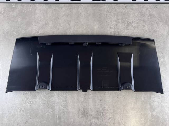 Заглушка бампера буксирувального гака, передня Land Rover LR071796 ціна, від 121.30 USD