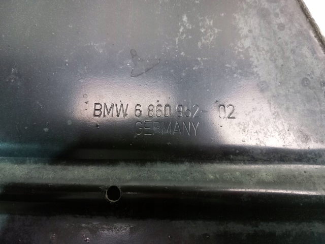 Купити 6860952 BMW 
