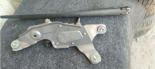 KB7W67450 Mazda Моторчик заднього двірника