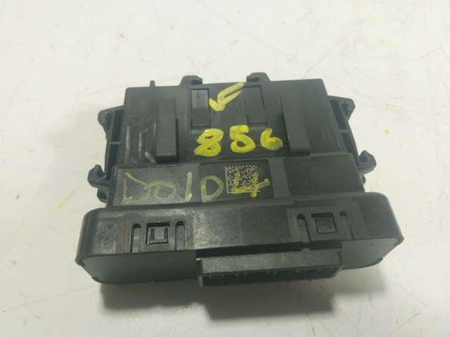 Блок комфорту Renault (RVI) 284Y66LA7B ціна, від 42.56 USD