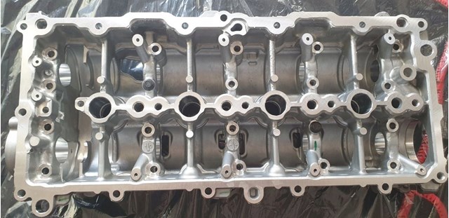 Кришка клапанів Peugeot/Citroen 9812647280