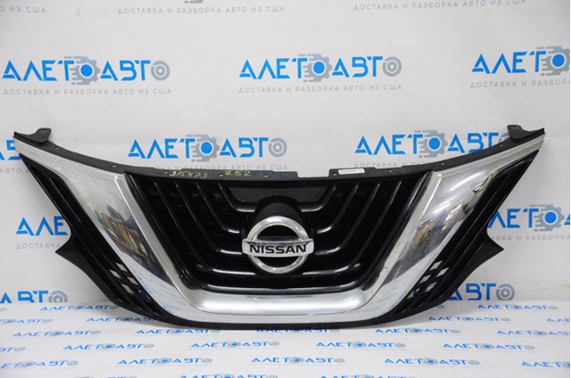 Решітка радіатора 623109UA8A Nissan/Infiniti