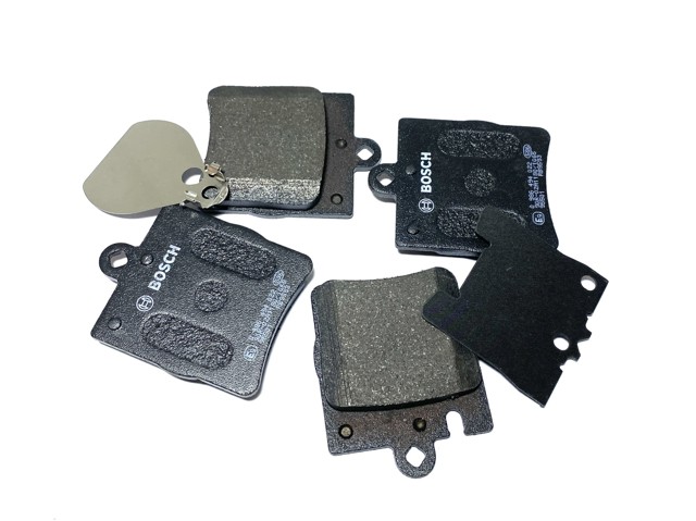 Задні гальмівні колодки 986494022 Bosch