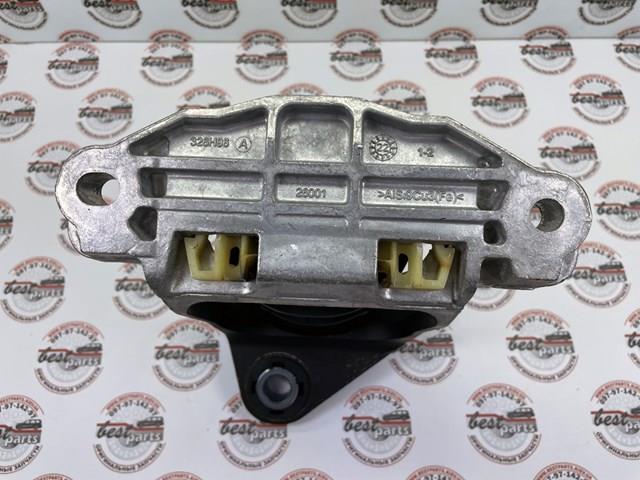 Права опора двигуна Volvo 32298661