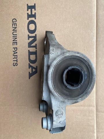  51396TJBA04 Honda