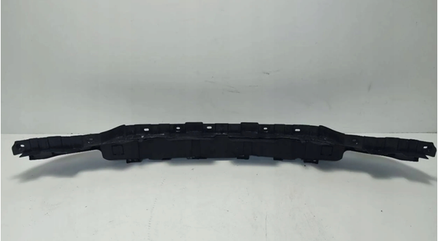 LR083117 Land Rover Кріплення бампера переднього